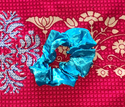 SILKY SATIN SCRUNCHIES